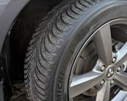 Серый Мицубиси Грандис, объемом двигателя 2 л и пробегом 282 тыс. км за 6700 $, фото 3 на Automoto.ua