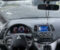 Серый Мицубиси Грандис, объемом двигателя 2 л и пробегом 265 тыс. км за 6000 $, фото 6 на Automoto.ua