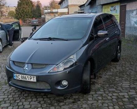 Серый Мицубиси Грандис, объемом двигателя 2 л и пробегом 282 тыс. км за 6700 $, фото 6 на Automoto.ua