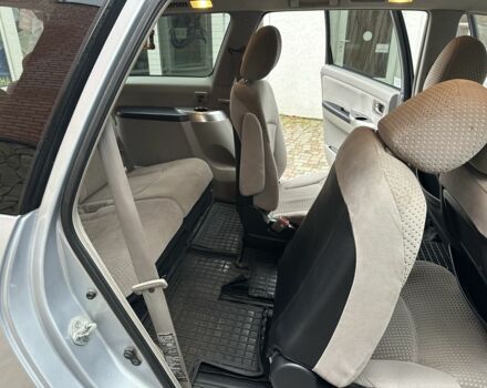 Серый Мицубиси Грандис, объемом двигателя 2.4 л и пробегом 263 тыс. км за 5300 $, фото 6 на Automoto.ua