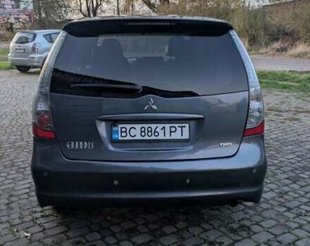 Серый Мицубиси Грандис, объемом двигателя 2 л и пробегом 282 тыс. км за 6700 $, фото 8 на Automoto.ua