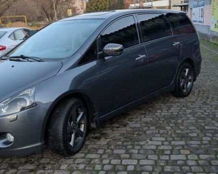 Серый Мицубиси Грандис, объемом двигателя 2 л и пробегом 282 тыс. км за 6700 $, фото 1 на Automoto.ua