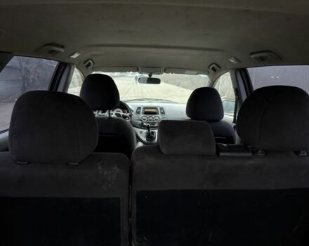 Серый Мицубиси Грандис, объемом двигателя 2 л и пробегом 200 тыс. км за 2450 $, фото 11 на Automoto.ua