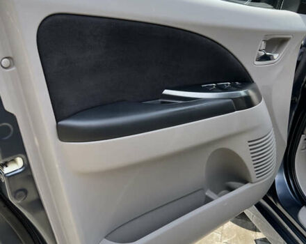 Серый Мицубиси Грандис, объемом двигателя 2 л и пробегом 285 тыс. км за 7000 $, фото 14 на Automoto.ua