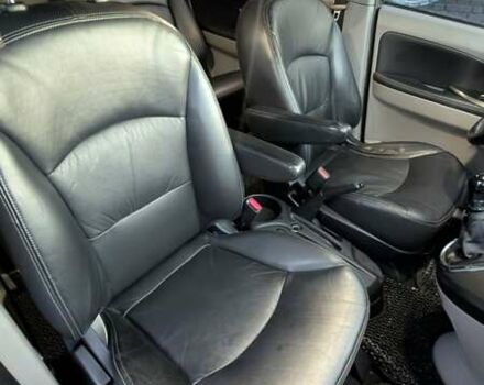 Серый Мицубиси Грандис, объемом двигателя 2 л и пробегом 282 тыс. км за 6700 $, фото 16 на Automoto.ua