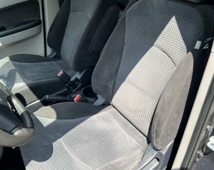 Серый Мицубиси Грандис, объемом двигателя 2 л и пробегом 285 тыс. км за 7000 $, фото 11 на Automoto.ua