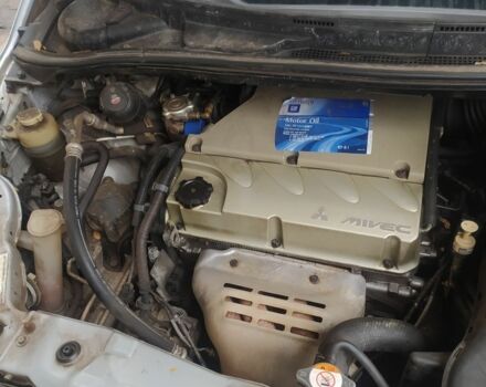 Серый Мицубиси Грандис, объемом двигателя 2.4 л и пробегом 260 тыс. км за 5700 $, фото 6 на Automoto.ua