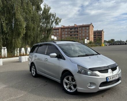 Серый Мицубиси Грандис, объемом двигателя 2.4 л и пробегом 439 тыс. км за 6000 $, фото 6 на Automoto.ua