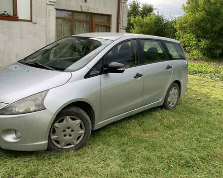 Серый Мицубиси Грандис, объемом двигателя 1.97 л и пробегом 394 тыс. км за 5600 $, фото 1 на Automoto.ua