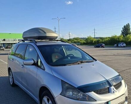 Серый Мицубиси Грандис, объемом двигателя 2.38 л и пробегом 215 тыс. км за 4619 $, фото 6 на Automoto.ua