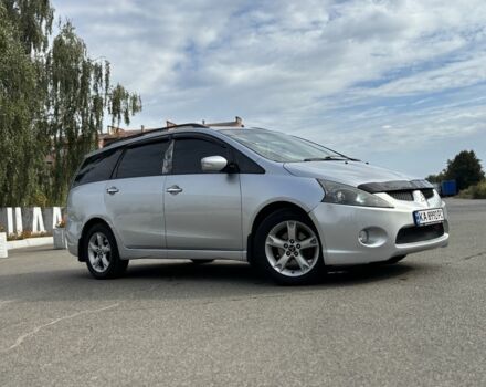 Серый Мицубиси Грандис, объемом двигателя 2.4 л и пробегом 439 тыс. км за 6000 $, фото 4 на Automoto.ua