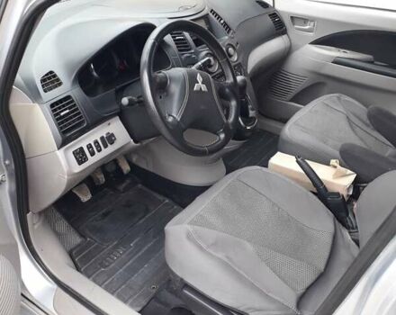 Мицубиси Грандис 2006 в Черновцах на Automoto.ua Серый Мицубиси Грандис, объемом двигателя 2.4 л и пробегом 210 тыс. км за 7300 $, фото 8 на Automoto.ua