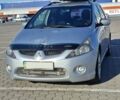 Сірий Міцубісі Грандіс, об'ємом двигуна 2.38 л та пробігом 215 тис. км за 4598 $, фото 14 на Automoto.ua