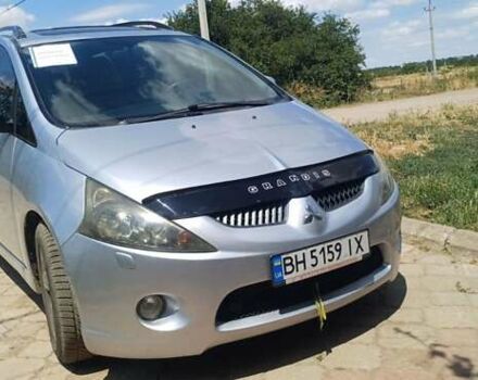 Серый Мицубиси Грандис, объемом двигателя 2.4 л и пробегом 312 тыс. км за 6800 $, фото 2 на Automoto.ua