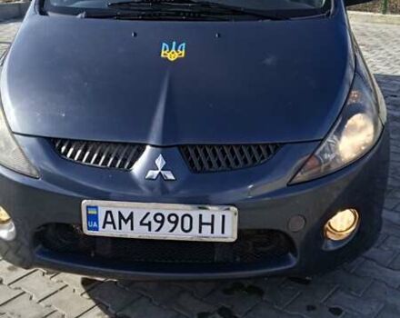 Серый Мицубиси Грандис, объемом двигателя 2 л и пробегом 294 тыс. км за 6650 $, фото 2 на Automoto.ua
