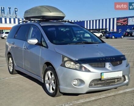 Серый Мицубиси Грандис, объемом двигателя 2.38 л и пробегом 215 тыс. км за 4619 $, фото 3 на Automoto.ua