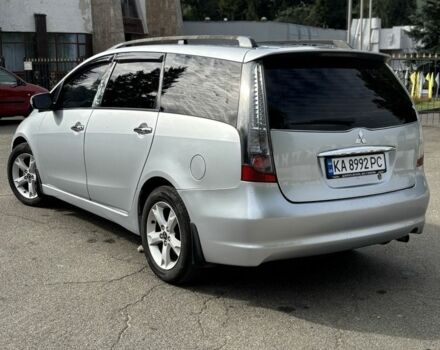 Серый Мицубиси Грандис, объемом двигателя 2.4 л и пробегом 439 тыс. км за 6000 $, фото 14 на Automoto.ua
