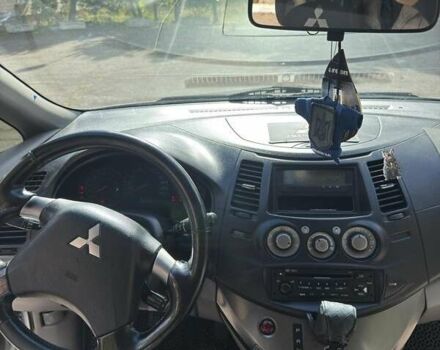 Мицубиси Грандис 2006 в Нежине на Automoto.ua Серый Мицубиси Грандис, объемом двигателя 2.4 л и пробегом 300 тыс. км за 7200 $, фото 10 на Automoto.ua