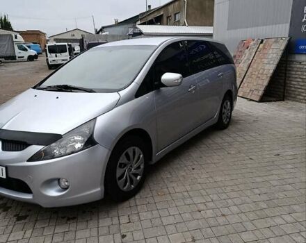 Серый Мицубиси Грандис, объемом двигателя 2 л и пробегом 252 тыс. км за 4999 $, фото 2 на Automoto.ua