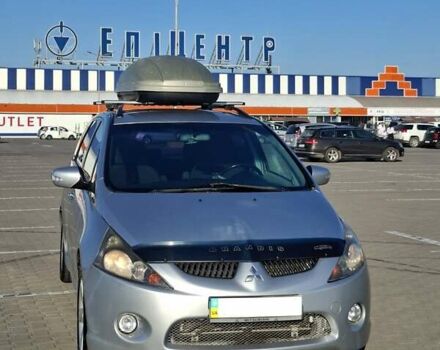 Серый Мицубиси Грандис, объемом двигателя 2.38 л и пробегом 215 тыс. км за 4619 $, фото 18 на Automoto.ua