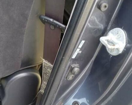 Серый Мицубиси Грандис, объемом двигателя 2 л и пробегом 294 тыс. км за 6650 $, фото 43 на Automoto.ua