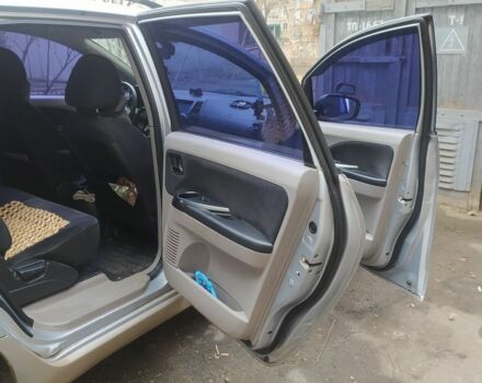 Серый Мицубиси Грандис, объемом двигателя 2.4 л и пробегом 260 тыс. км за 5700 $, фото 5 на Automoto.ua