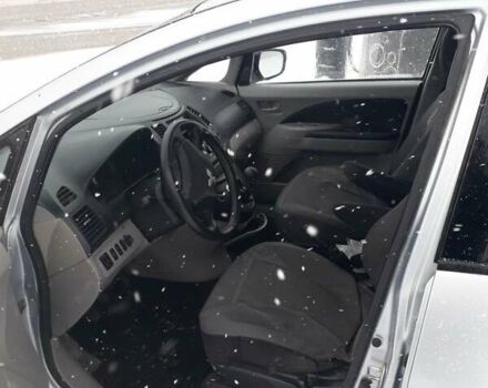 Мицубиси Грандис 2006 в Черновцах на Automoto.ua Серый Мицубиси Грандис, объемом двигателя 2.4 л и пробегом 210 тыс. км за 7300 $, фото 4 на Automoto.ua
