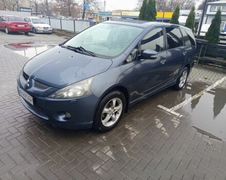 Сірий Міцубісі Грандіс, об'ємом двигуна 2 л та пробігом 320 тис. км за 6550 $, фото 1 на Automoto.ua