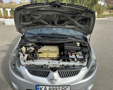 Серый Мицубиси Грандис, объемом двигателя 2.4 л и пробегом 439 тыс. км за 6000 $, фото 13 на Automoto.ua