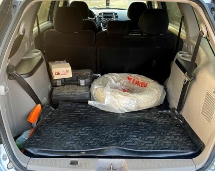 Серый Мицубиси Грандис, объемом двигателя 2.4 л и пробегом 284 тыс. км за 5900 $, фото 3 на Automoto.ua