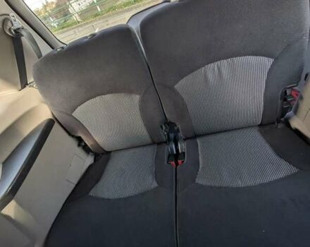 Мицубиси Грандис 2007 в Кременце на Automoto.ua Серый Мицубиси Грандис, объемом двигателя 2.38 л и пробегом 268 тыс. км за 5900 $, фото 4 на Automoto.ua