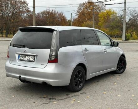Мицубиси Грандис 2007 в Харькове на Automoto.ua Серый Мицубиси Грандис, объемом двигателя 2 л и пробегом 123 тыс. км за 2800 $, фото 3 на Automoto.ua