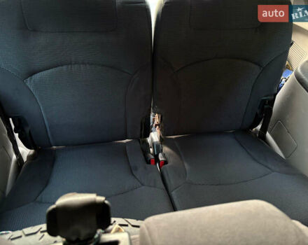 Серый Мицубиси Грандис, объемом двигателя 2.38 л и пробегом 271 тыс. км за 5400 $, фото 11 на Automoto.ua