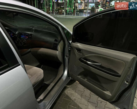 Сірий Міцубісі Грандіс, об'ємом двигуна 2.4 л та пробігом 280 тис. км за 6500 $, фото 14 на Automoto.ua