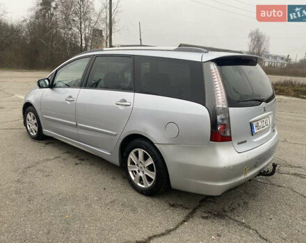 Серый Мицубиси Грандис, объемом двигателя 2 л и пробегом 320 тыс. км за 3599 $, фото 4 на Automoto.ua