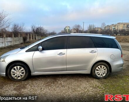 Серый Мицубиси Грандис, объемом двигателя 2.4 л и пробегом 284 тыс. км за 5900 $, фото 1 на Automoto.ua