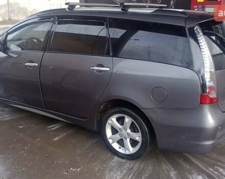 Сірий Міцубісі Грандіс, об'ємом двигуна 1.97 л та пробігом 287 тис. км за 6900 $, фото 6 на Automoto.ua