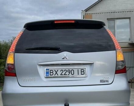 Сірий Міцубісі Грандіс, об'ємом двигуна 2 л та пробігом 256 тис. км за 6999 $, фото 20 на Automoto.ua