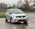 Серый Мицубиси Грандис, объемом двигателя 2.38 л и пробегом 249 тыс. км за 4777 $, фото 1 на Automoto.ua