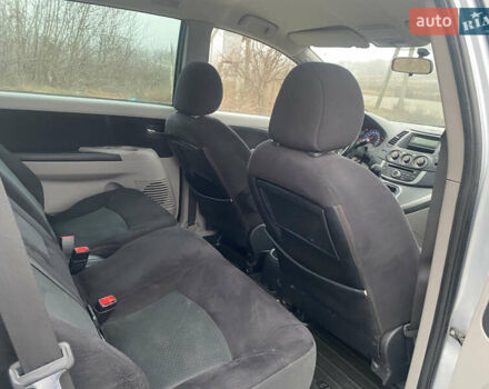 Серый Мицубиси Грандис, объемом двигателя 2 л и пробегом 320 тыс. км за 3599 $, фото 18 на Automoto.ua