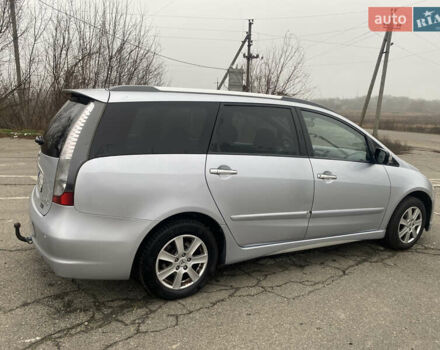 Серый Мицубиси Грандис, объемом двигателя 2 л и пробегом 320 тыс. км за 3599 $, фото 8 на Automoto.ua