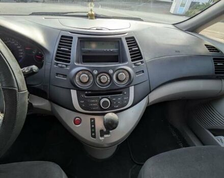 Мицубиси Грандис 2007 в Кременце на Automoto.ua Серый Мицубиси Грандис, объемом двигателя 2.38 л и пробегом 268 тыс. км за 5900 $, фото 13 на Automoto.ua