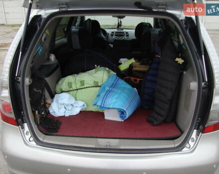 Серый Мицубиси Грандис, объемом двигателя 2.38 л и пробегом 258 тыс. км за 7999 $, фото 35 на Automoto.ua