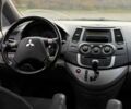 Серый Мицубиси Грандис, объемом двигателя 2.4 л и пробегом 220 тыс. км за 5700 $, фото 15 на Automoto.ua