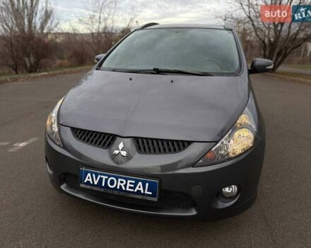 Серый Мицубиси Грандис, объемом двигателя 2.38 л и пробегом 220 тыс. км за 5700 $, фото 12 на Automoto.ua