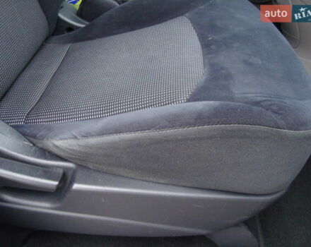 Серый Мицубиси Грандис, объемом двигателя 2.38 л и пробегом 258 тыс. км за 7999 $, фото 22 на Automoto.ua