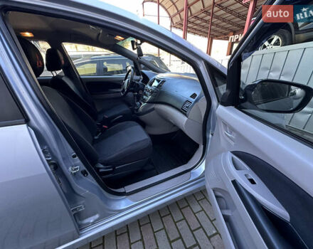 Серый Мицубиси Грандис, объемом двигателя 2.4 л и пробегом 276 тыс. км за 6800 $, фото 22 на Automoto.ua