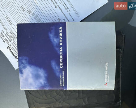 Сірий Міцубісі Грандіс, об'ємом двигуна 2.38 л та пробігом 207 тис. км за 6700 $, фото 43 на Automoto.ua