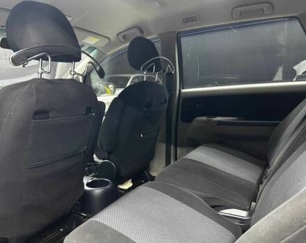 Сірий Міцубісі Грандіс, об'ємом двигуна 2.4 л та пробігом 274 тис. км за 8300 $, фото 15 на Automoto.ua