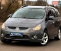 Серый Мицубиси Грандис, объемом двигателя 2.38 л и пробегом 220 тыс. км за 5700 $, фото 1 на Automoto.ua